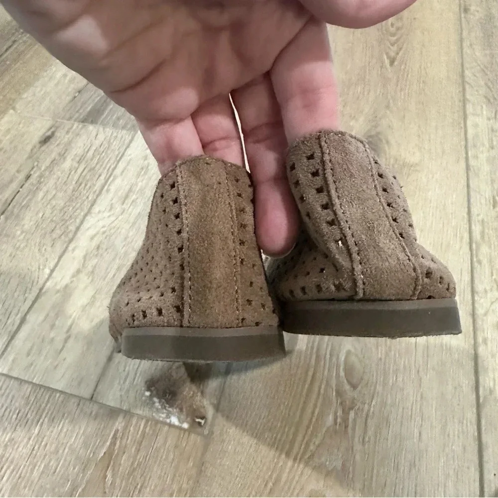 Lucky Brand Carthy Tan Leather Suede Perforated Loafer Flat Size 6 NWOT